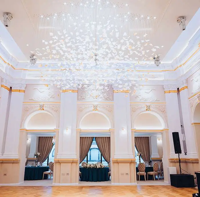 vechiul-cazinou-salonul-regal-galerie-mobile-15